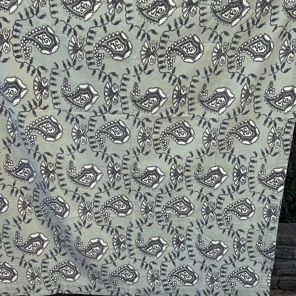 Tululah Designs Green and Brown Block Print Tablecloth - Picture 9 of 9